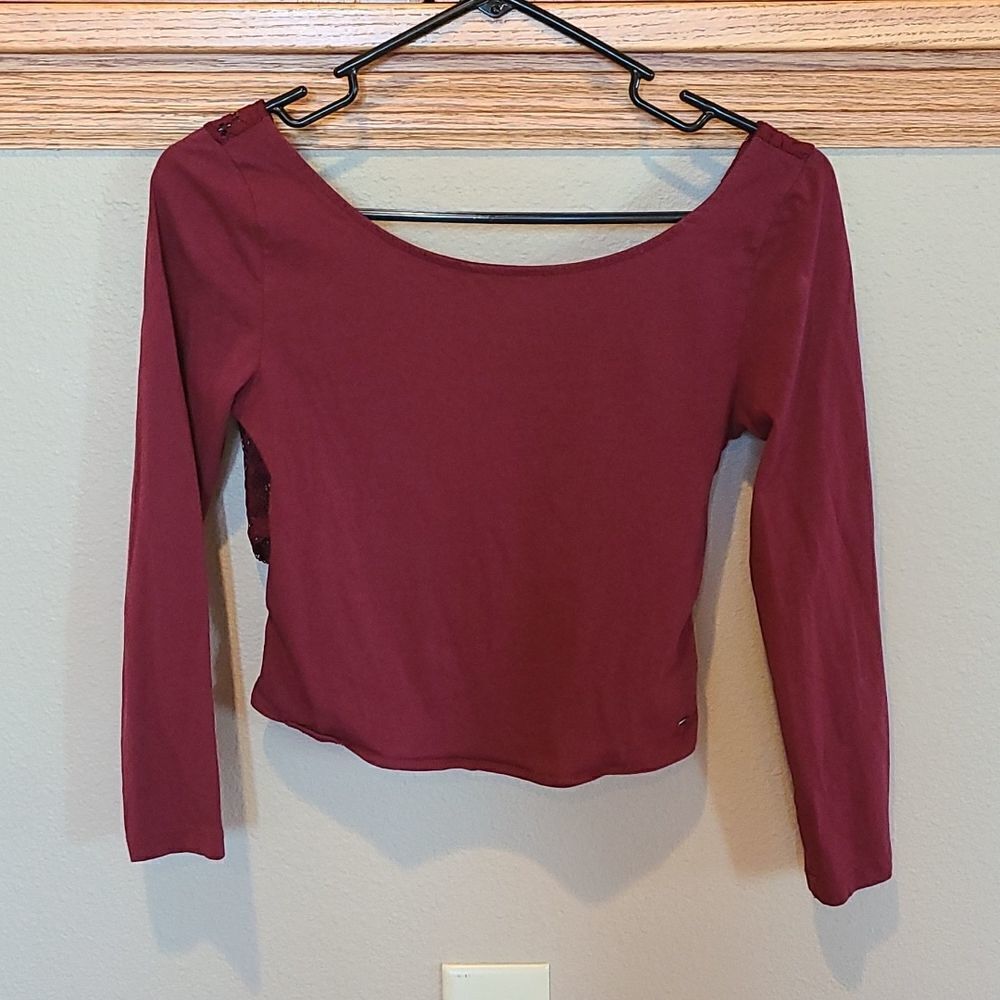 American eagle womens maroon cropped long sleeve shirt with lace back size small